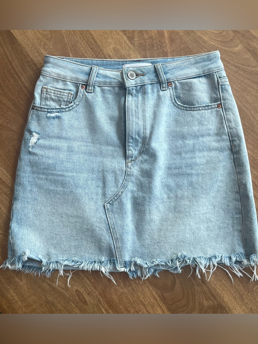 DL1961 Georgia Denim Mini Skirt Light Wash Distressed Raw Hem Size 6